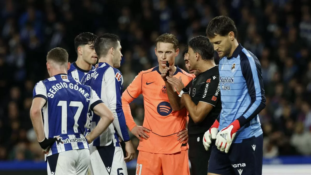 De Jong critica la altanería de Gil Manzano: “Te mira como si exterior más que tú”