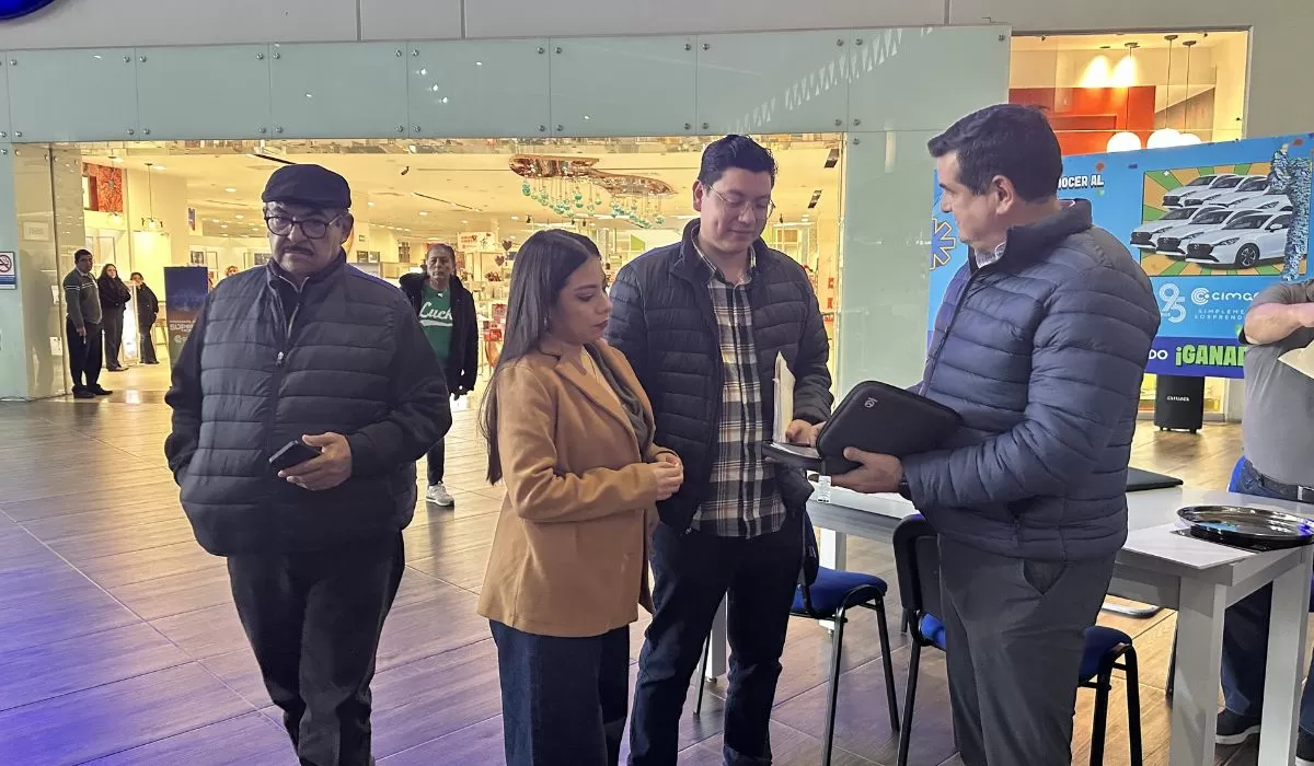 Cumpleaños con sorpresa: gana automóvil en sorteo de tienda comarcal en Monclova