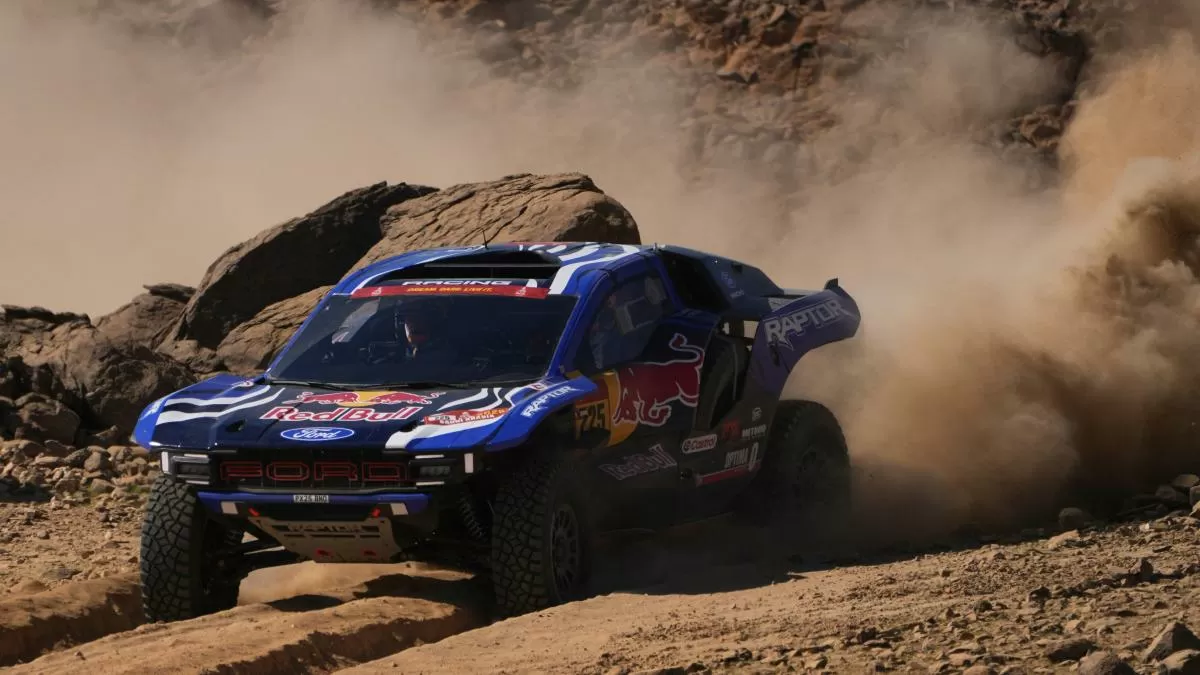 pincho docena de aspirantes al tuareg: de Carlos Sainz y Nani Roma a Loeb y Al Attiyah