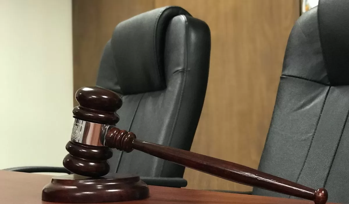 Ordena Juez aprehensión de maestro de kinder por abuso sensual a menor