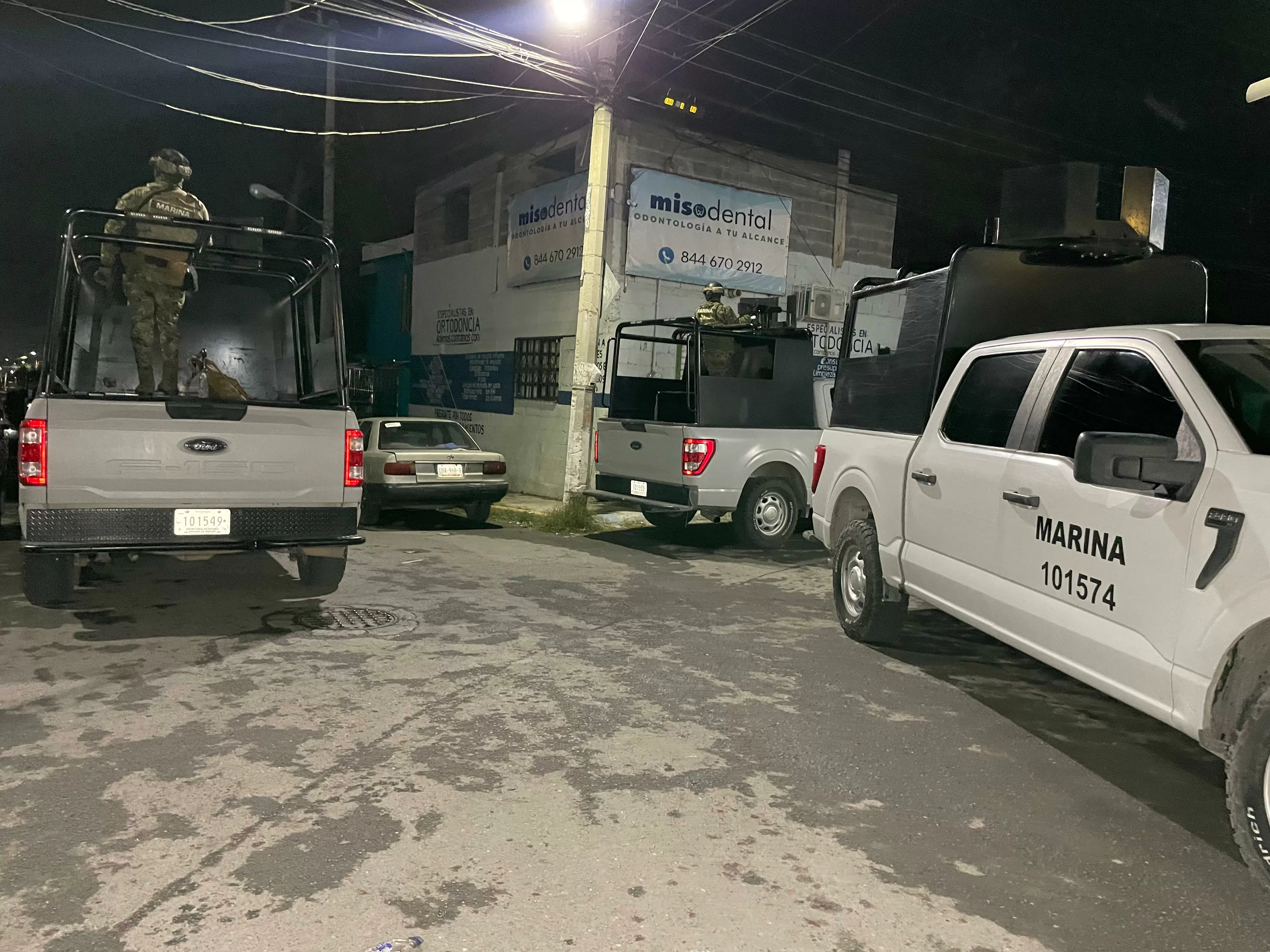 Catean 4 presuntos puntos de venta de narcóticos; hay 3 detenidos