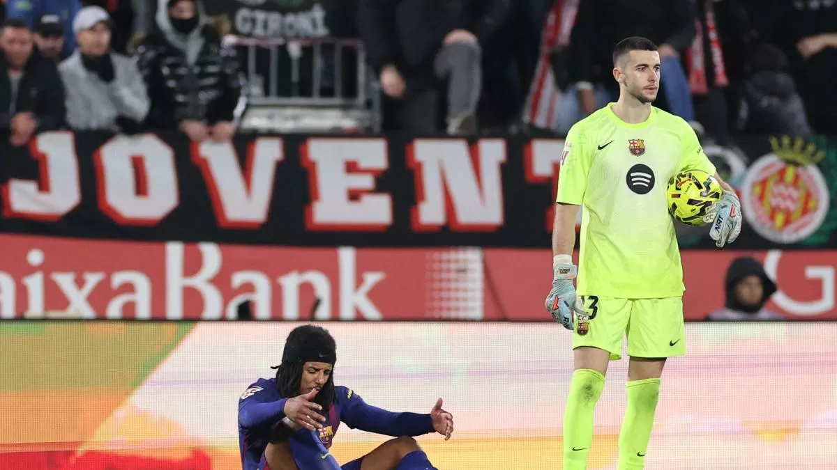 El Comité Técnico de Árbitros reconoce que el punto que derrotó al Barça en Girona debió anularse