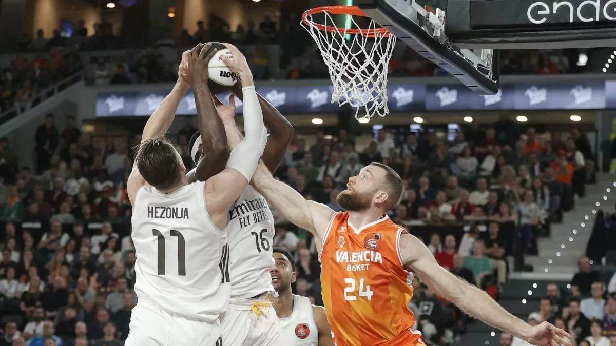 segundo triples de Hezonja en 8 segunsegundo dejan al Valencia con un palmo de narices