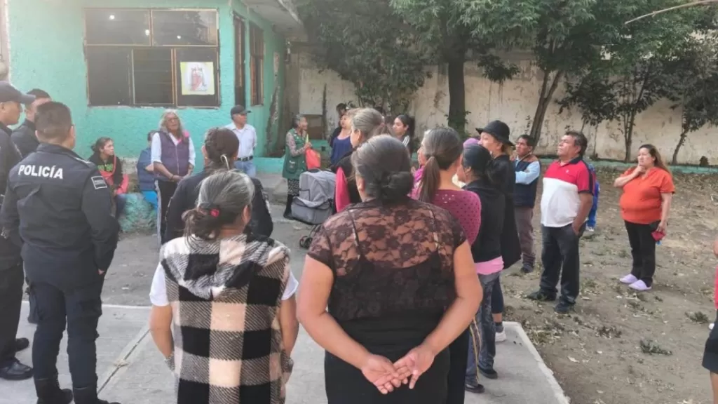 Denuncian escasez de agua, debilidad y deterioro de espacios educativos, en Valle de Chalco