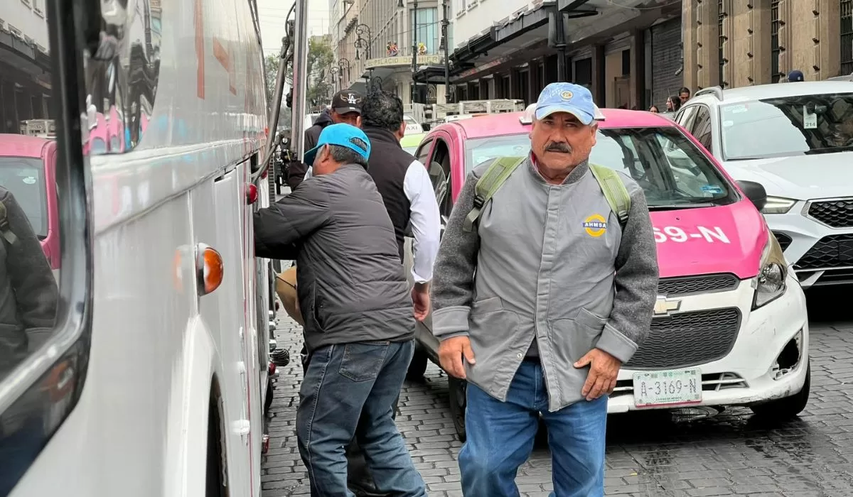 Trabajadores de AHMSA levantan plantón en CDMX y se alistan para la puja