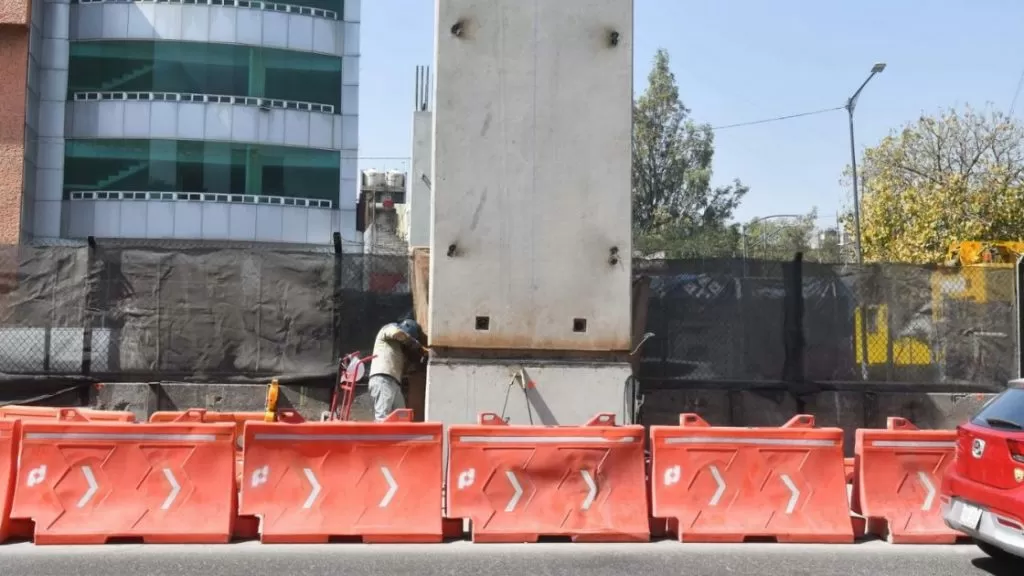 Afectan obras a Calzada de Tlalpan, ciudadanos piden moratoria urbana