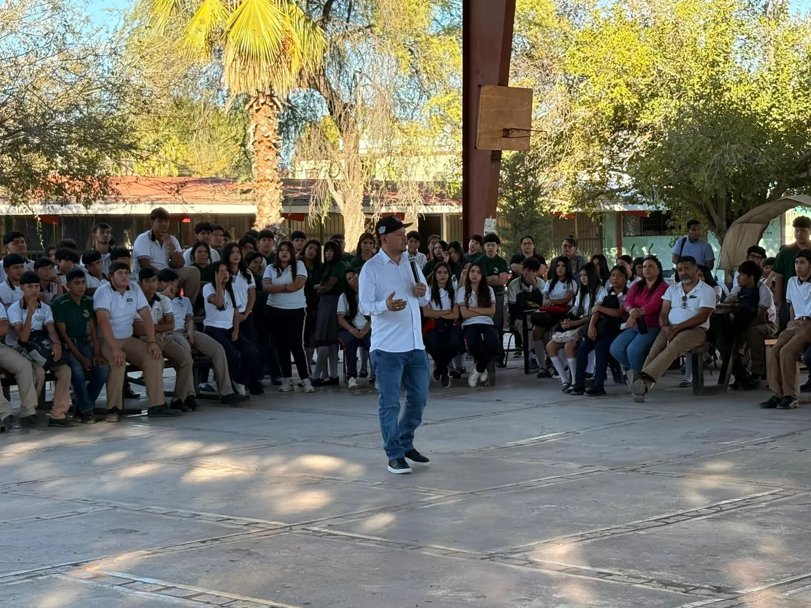 Reinician en escuelas y colonias de Monclova platicas de prevención de adicciones