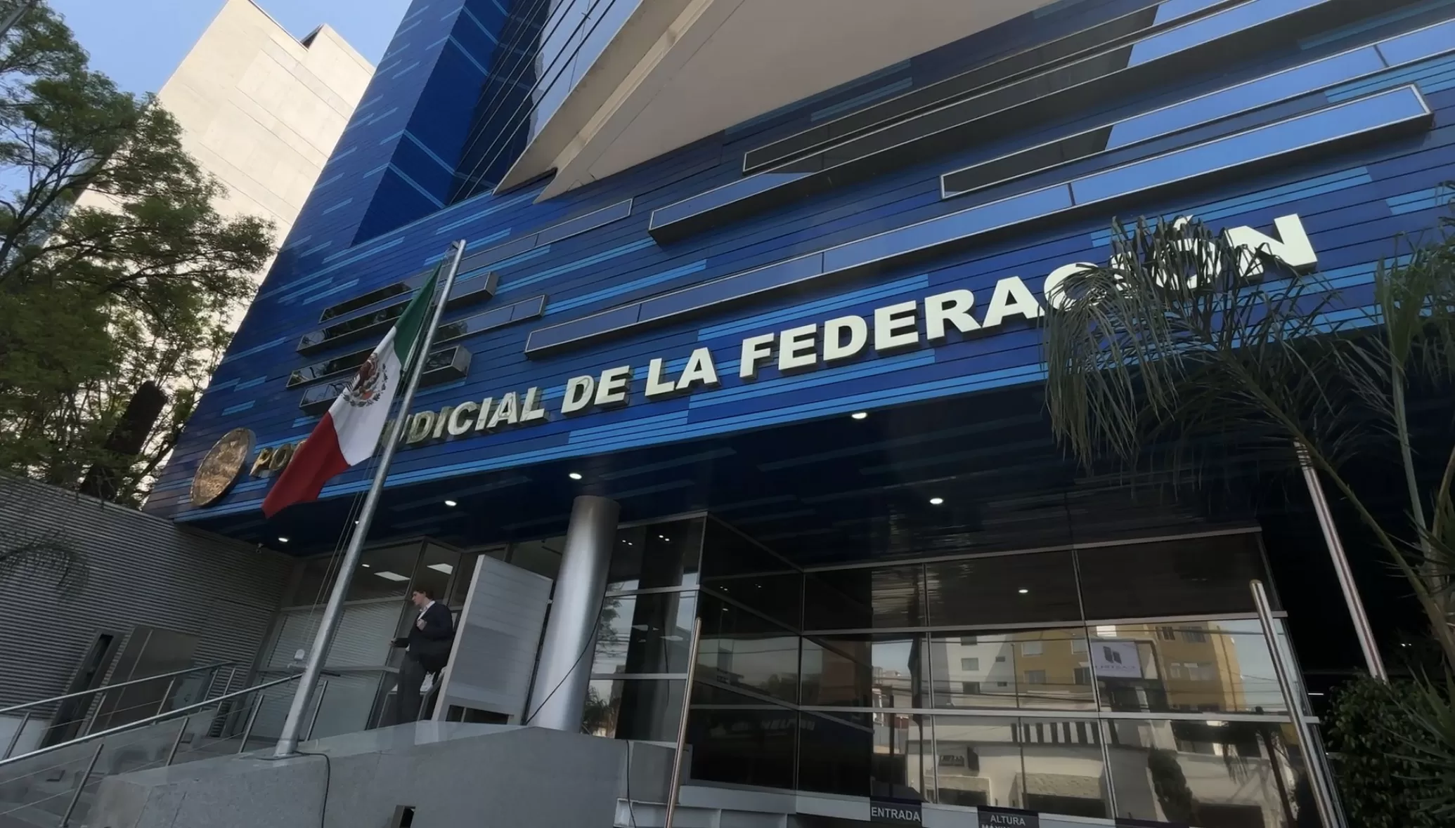 Trabajadores de AHMSA cobrarán acorde a la Constitución: establece resolución judicial