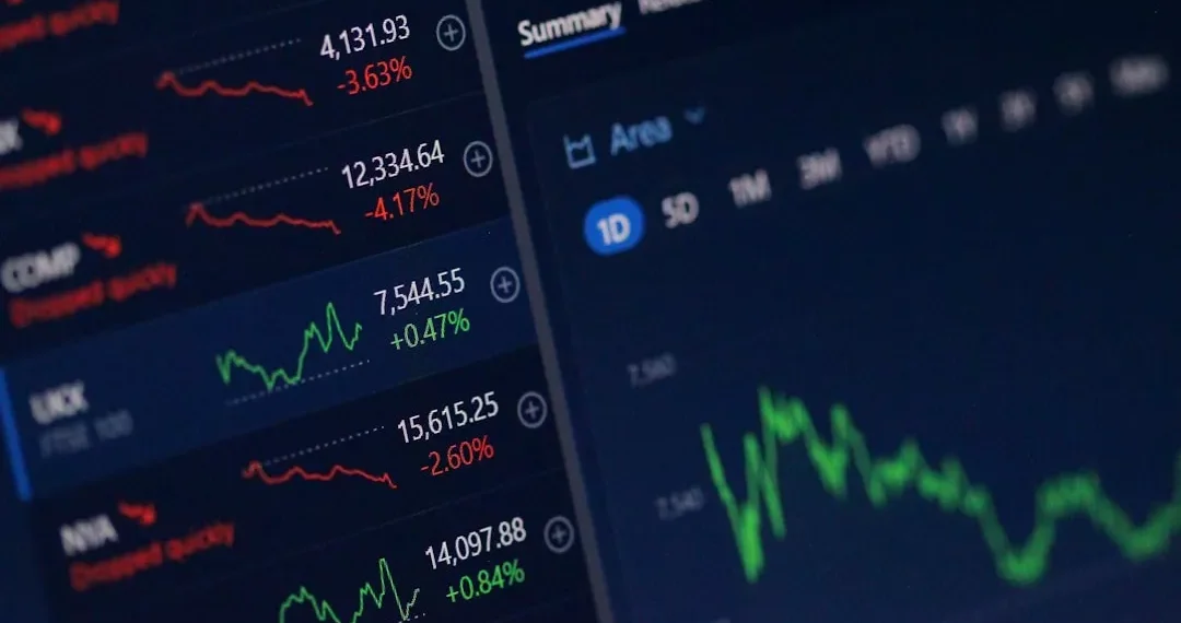 “Descubre el poder de la Economía en tu vida”