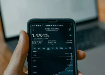 “El éxito de Iván Báez en la Economía moderna”