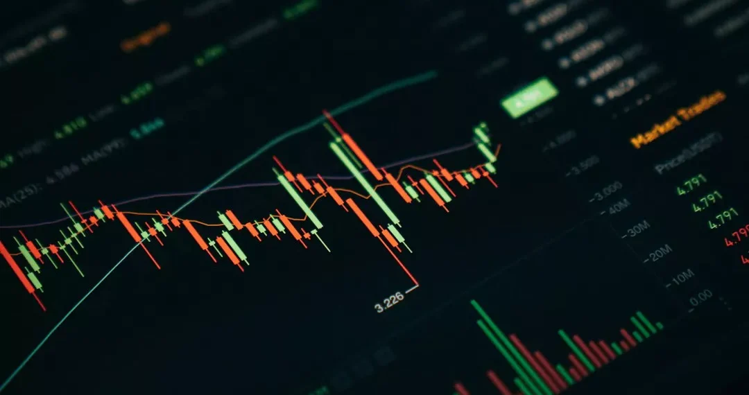 “Descubre el poder de las Finanzas e Inversiones”