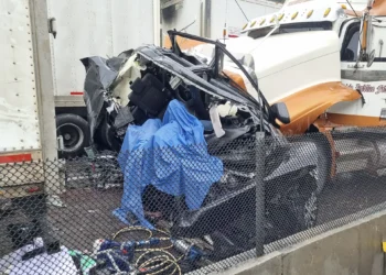 Cuatro religiosas sin vida y una más lesionada de agravación tras carambola en la Carretera Federal 57