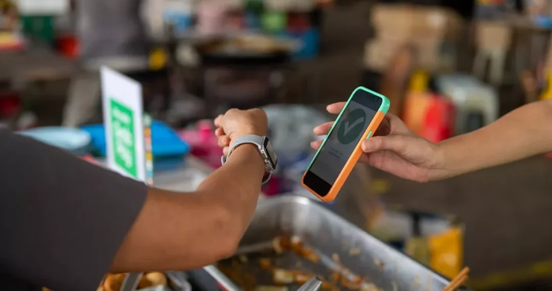 “El impacto de la tecnología en la sociedad moderna”