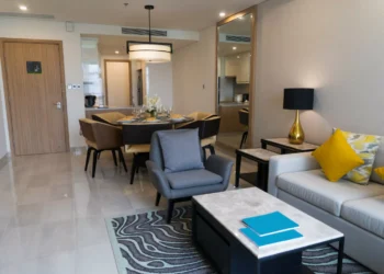 ¿Cómo detectar cámaras ocultas en su arrendamiento de vacaciones de Airbnb?