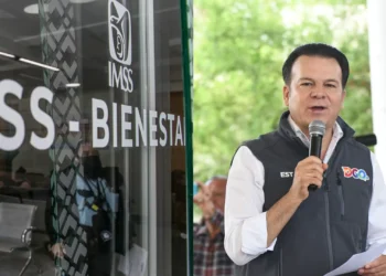 Gobernador de Durango condiciona IMSS-Bienestar