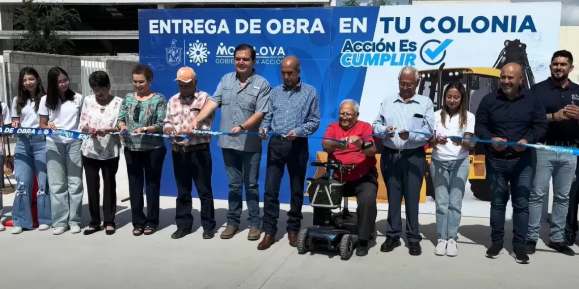 Entrega alcalde obra de pavimento en colonia Fovissste de Monclova
