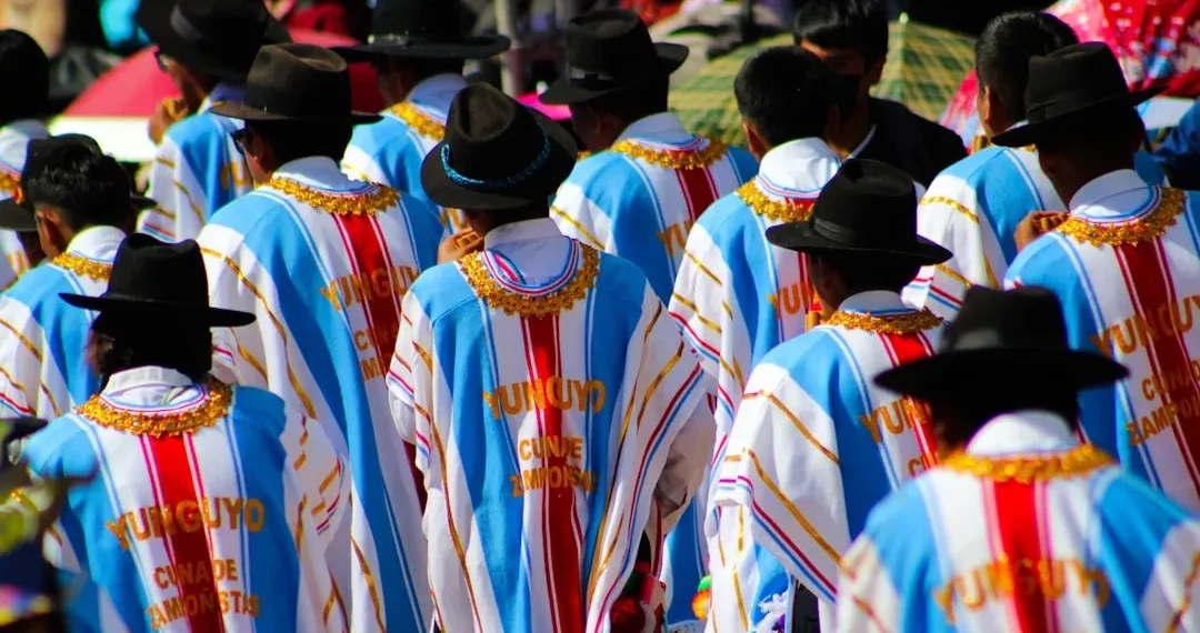 “La Música: Unión y Expresión a Través de los Tiempos”