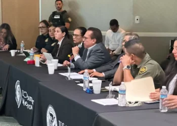 Abordan cruces migratorios y aseguramientos en Coahuila y Texas en reunión binacional de confianza