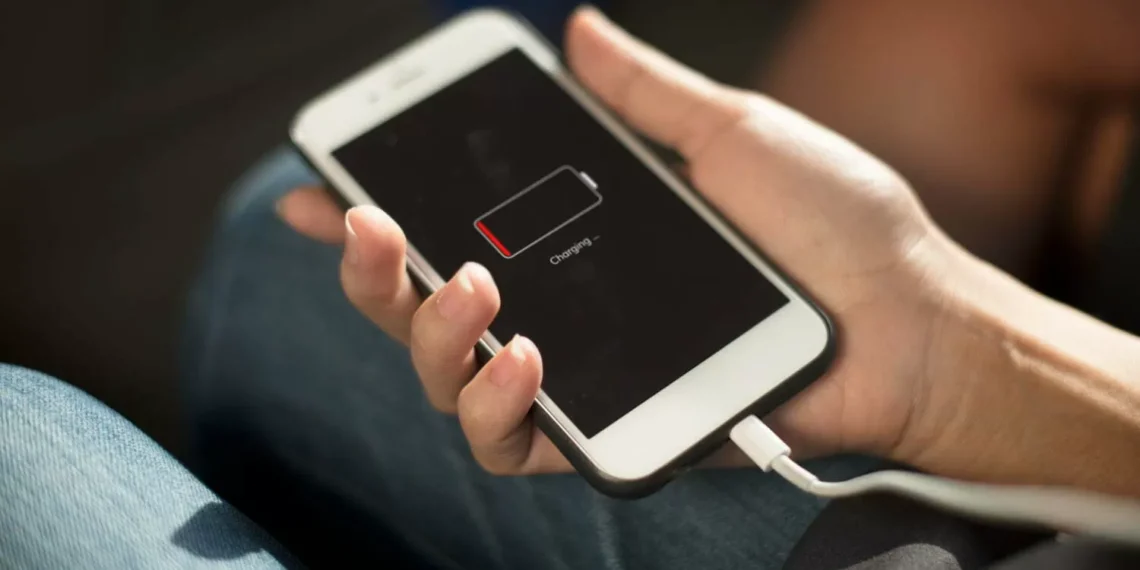 Trucos para que tu batería no se desgaste mientras duermes