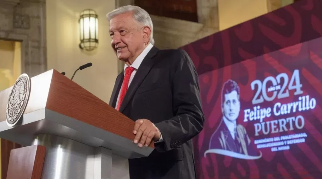 Ernesto Zedillo endeudó al país por 50 años: AMLO