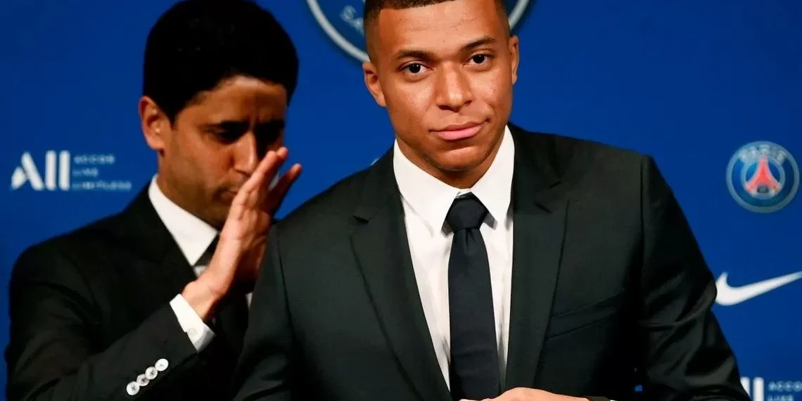Liga francesa ordena al PSG retribuir adeudos de 55 millones de euros a Mbappé