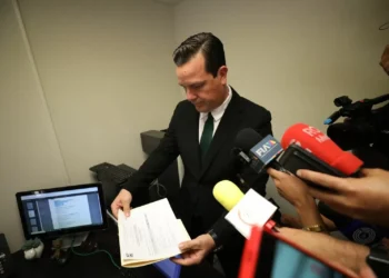 Se registra Federico Fernández Montañez como solicitante a la Fiscalía General de Coahuila