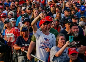 Simpatizantes de Trump se preparan para abuchear “Enjoy your vote” en caso de perder las elecciones