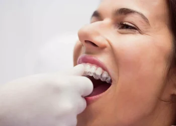 Un dentista matojo accidentalmente a una mujer después de extraerle los dientes
