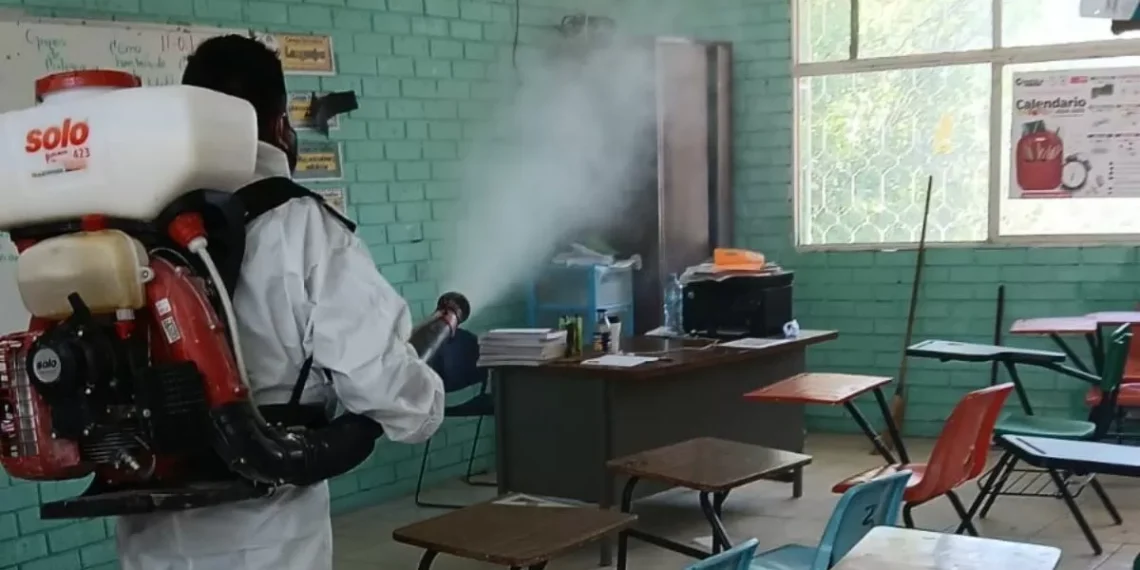 Muere niño de primaria en Monclova; presumen dengue como causa