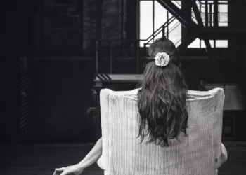 “La música, arte que nos une y emociona.”