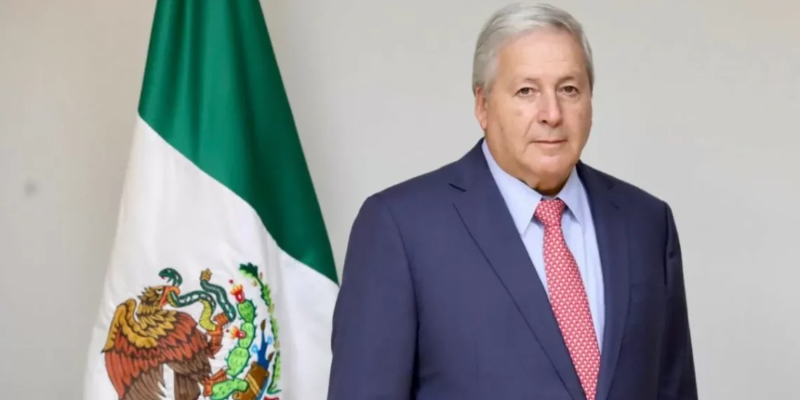 Desea Chema Fraustro una Feliz Navidad a los saltillenses