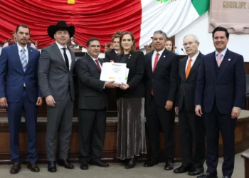 Aprueban por unanimidad comparecencias de las Secretarias y los Secretarios del junta Estatal