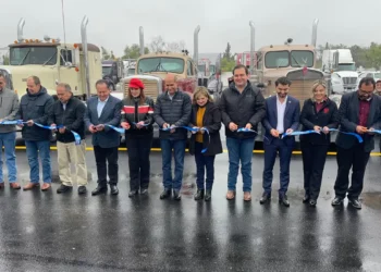 Alcalde de Monclova entrega Patio de Maniobras para escuela de traileros