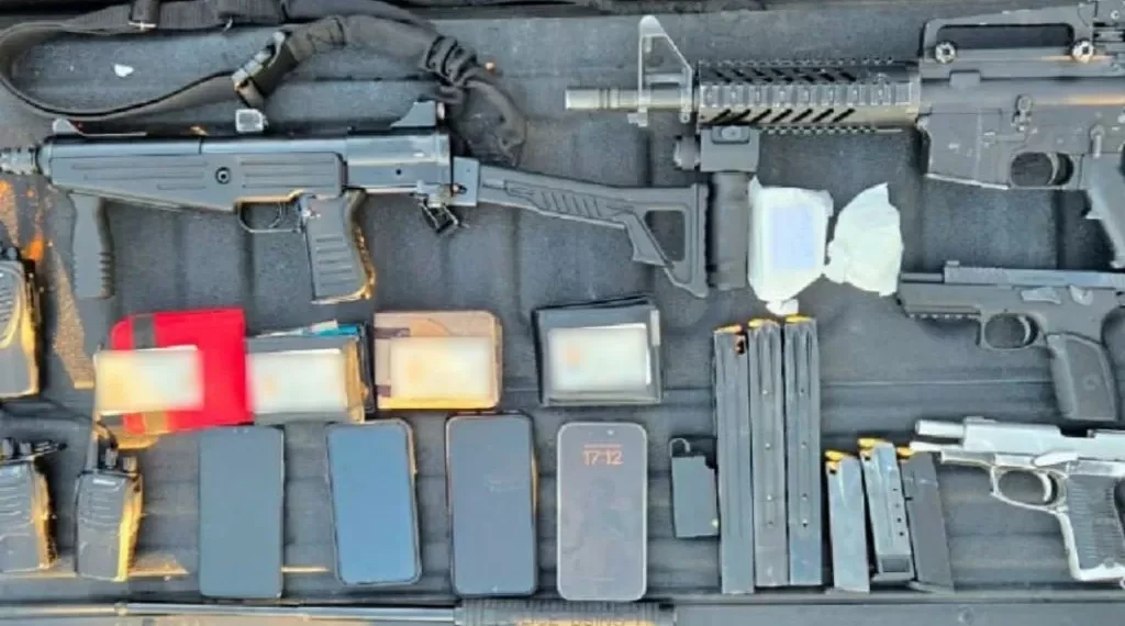 Aseguran a pistoleros en Santa Fe