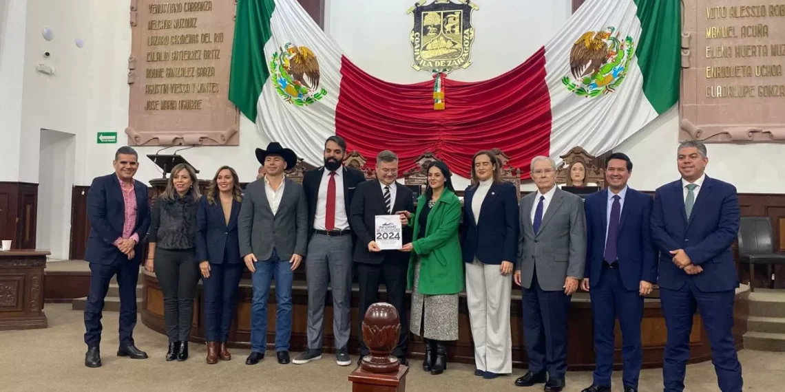 Rinde monstruoso de resultados titular de la CDHEC ante el Congreso del Estado