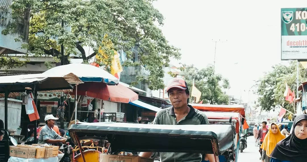 “Experiencias positivas: claves del éxito económico”