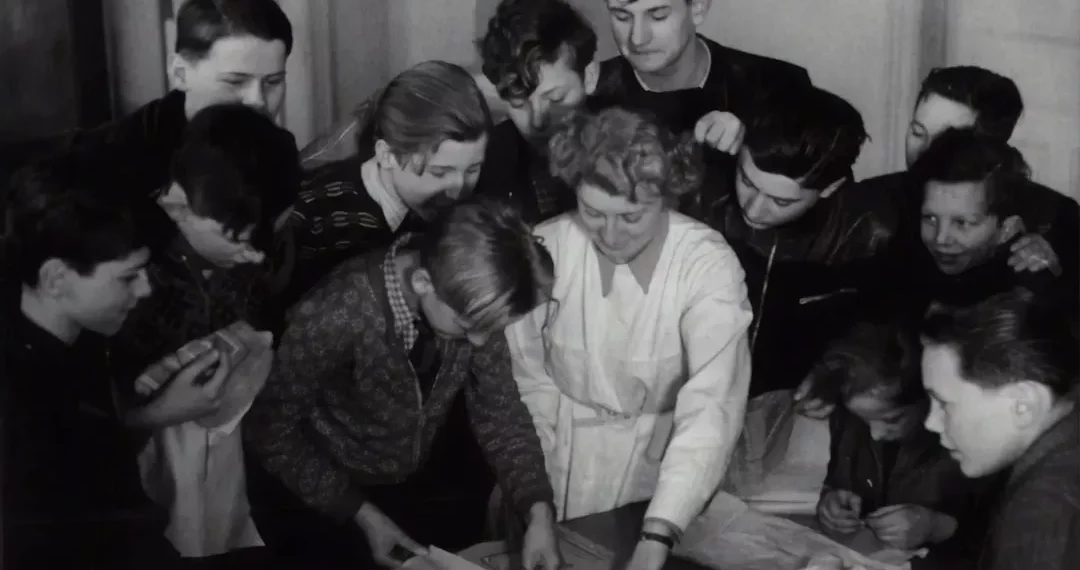 “La Economía: Más allá de las crisis financieras”