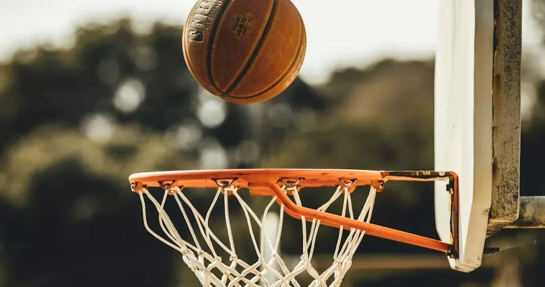 “Descubre la emoción del deporte y sus beneficios”