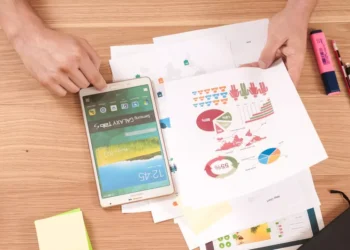 “Domina tus finanzas y alcanza tus metas”