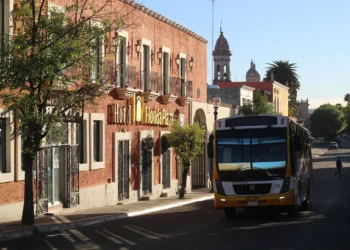 Presentarán denuncia colectiva contra transporte público