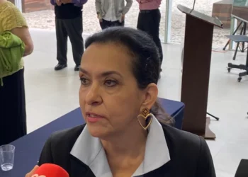Coahuila lanza becas para niños huérfanos por feminicidios