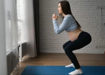 Sentadillas seguras durante el embarazo: consejos y precauciones
