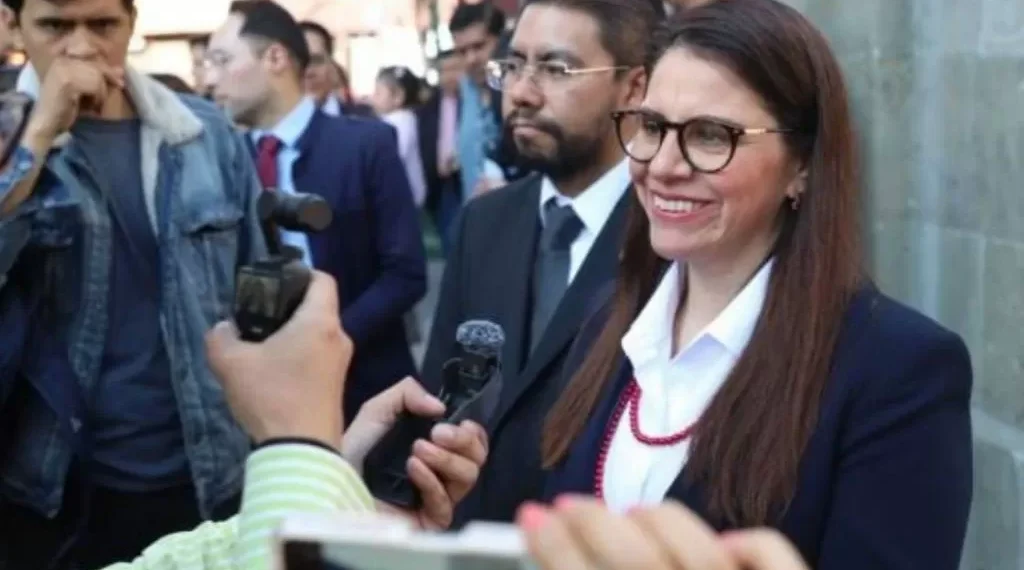 Laura Benhumea impugna denegación para registrar su candidatura a la rectoría de la UAEMex