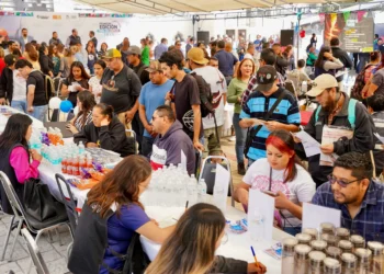 Ofertan más de 2 mil 500 vacantes en Feria del acoplamiento en Ramos Arizpe