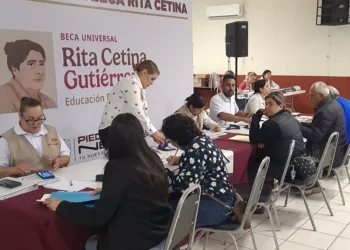 Terminan libramiento de tarjetas a beneficiarios de la Beca Rita Cetina en Piedras Negras