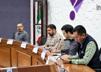 Boletas de elección del Poder Judicial jamás llevarán colores de partidos