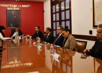 Firman convenio INE con Registro Civil para fortalecer transparencia