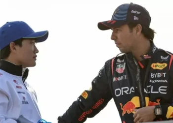 Checo da ‘like’ al fichaje de Tsunoda con Red Bull