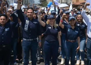 Usan en Huixquilucan a empleados como acarreados