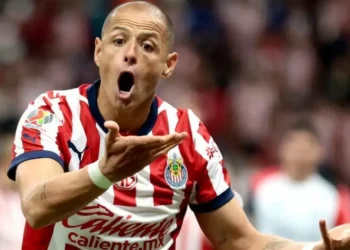 Leyenda de Chivas defiende a CH14; Ramón Ramírez culpa al rebaño de su arrechucho momento